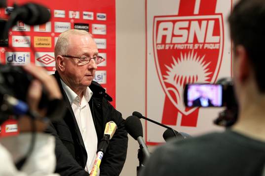 Jacques ROUSSELOT en conference de presse d apres match  -