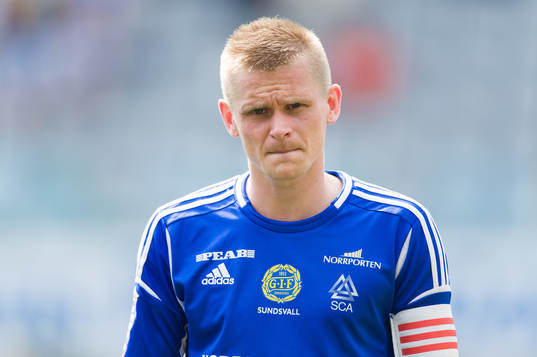 Ari Freyr Skúlason Skulason, Sundsvall