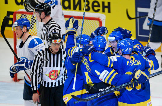 Loui Eriksson och Sverige jublar