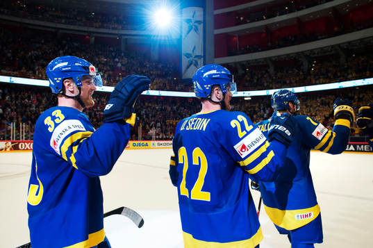 Sveriges Henrik Sedin, Daniel Sedin och Henrik Tallinder