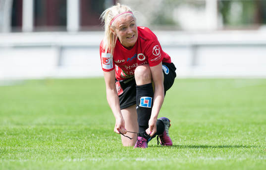 Skoknytning, Josefine Öqvist, Kristianstad, knyter skorna