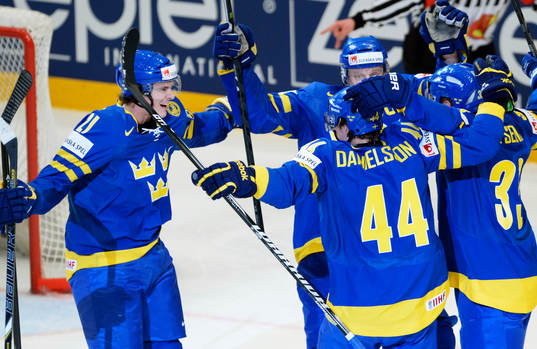 Daniel Sedin, Loui Eriksson, Nicklas Danielsson, Henrik