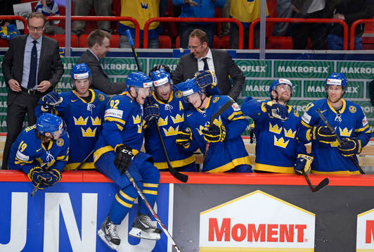 Calle Järnkrok, Gabriel Landeskog, Sverige, jublar vid