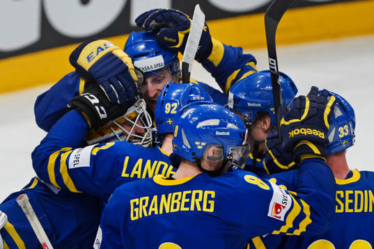 Petter Granberg, Sverige, jublar i grupp