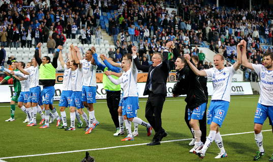 Segerglädje IFK Norrköping med Norrköping tränare Jan