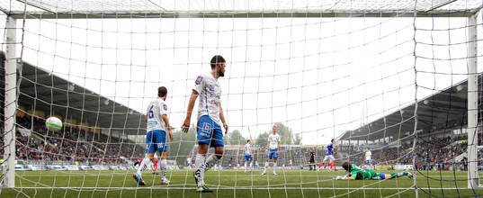 Mål 1-1 Åtvidaberg Kristian Bergström, i bild