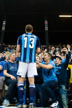 Emil Bergström, Djurgården gratuleras av fansen på sin