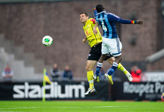 Stefan Selakovic, Halmstad och Yussif Chibsah,  Djurgården