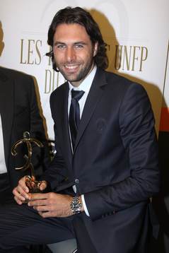 Salvatore Sirigu ( meilleur gardien ligue 1 ) - 19.05.2013