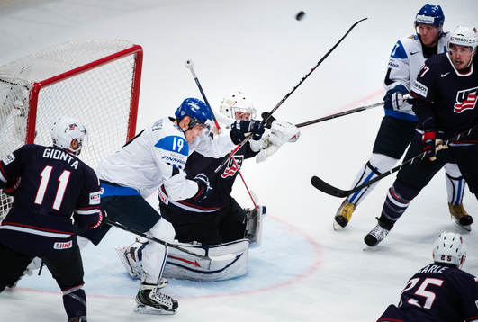 s målvakt John Gibson i bronsmatchen mellan Finland och USA