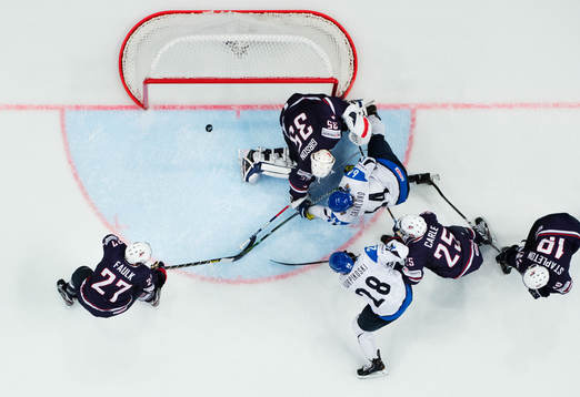 Finlands Lauri Korpikoski skjuter in 2-2 i bronsmatchen