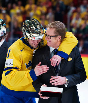 Sveriges Jimmie Ericsson kramar om Tommy Boustedt