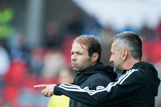 Andreas Alm och Nebojsa Novakovic, tränare, AIK