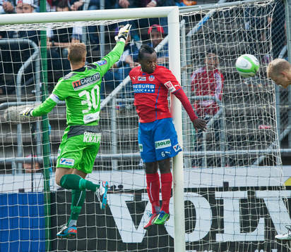 Tom Söderberg, Elfsborg, nickar, men Pär Hansson och May