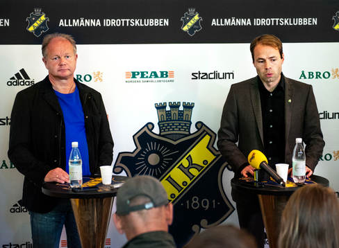 Mathias Högmo, tränare Djurgården och Andreas Alm,