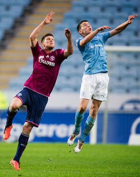 Klaas-Jan Huntelaar, Schalke 04, Erdal Rakip, Malmö FF