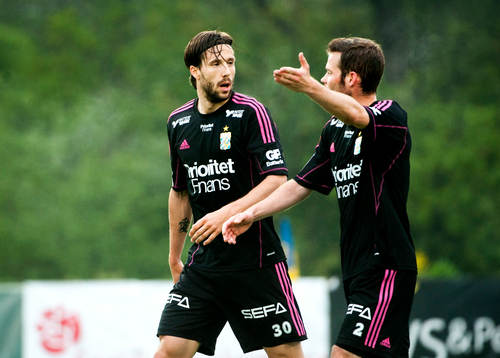 Mattias Bjärsmyr, och Emil Salomonsson, IFK Göteborg, i