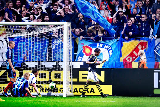 Kennedy Igboananike, AIK har precis gjort 1-0 men