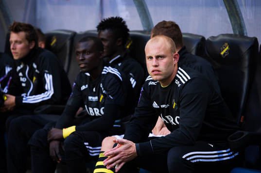 s nya målvakt Christian Frealdsson (h) sitter på