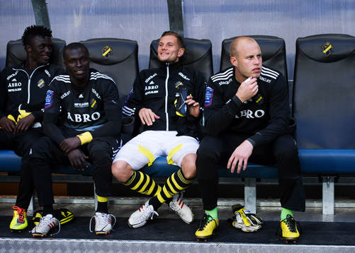 s nya målvakt Christian Frealdsson (h) sitter på