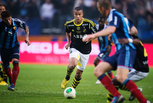 s Robin Quaison i