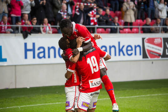 Jonathan Mcdonald, Kalmar FF, Papa Diouf, Kalmar FF, Jubel