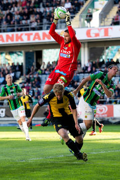 Gais målvakt Tommi Vaiho, når högst