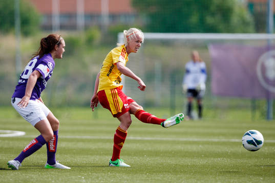 Caroline Seger, Tyresö