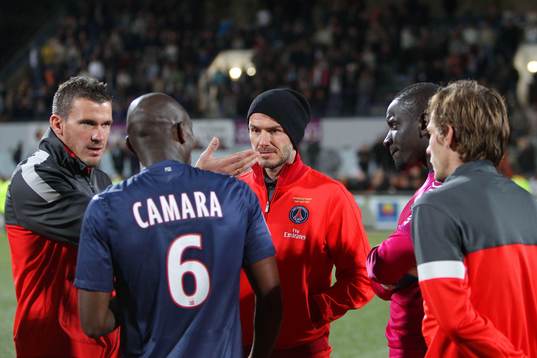 Nicolas DOUCHEZ / Zoumana CAMARA / David BECKHAM /  Mamadou