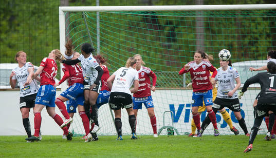 2-2, Faith Ikidi, Piteå