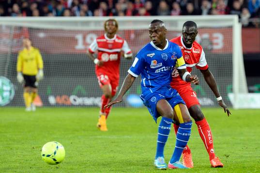Eloge ENZA YAMISSI / Remi GOMIS - 26.05.2013 - Valenciennes