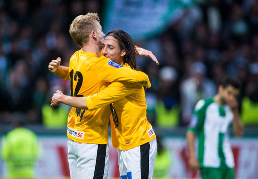 Jesper Svensson och Dijan Vukojevic, Jönköping kramas om