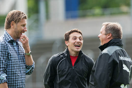 Ardian Gashi, Jesper Jansson, sportchef, och Roar Hansen,