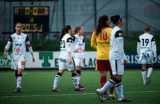 KIF Örebro DFF-spelarna deppar