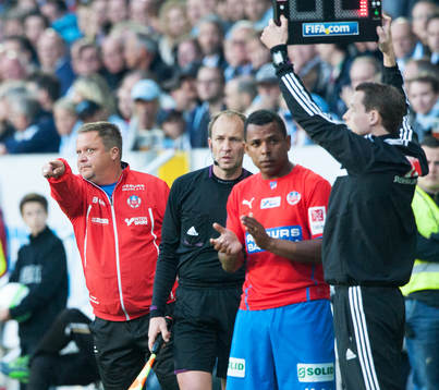 Alvaro Santos, Helsingborg, byts in
