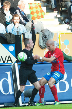 Assisterande domare och Mattias Lindström, helsingborg,