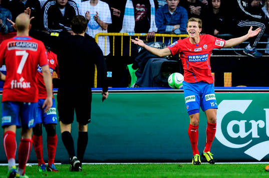 Emil Krafth, Helsingborg, gestikulerar