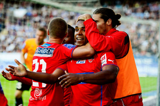 Álvaro Santos, Helsingborg jublar med lagkamraterna