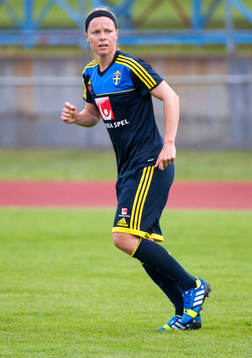 Sara Thunebro, Sverige