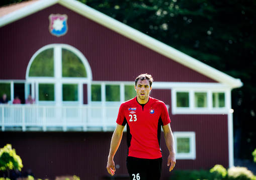 Johan Elmander tränar med sitt gamla lag Örgryte
