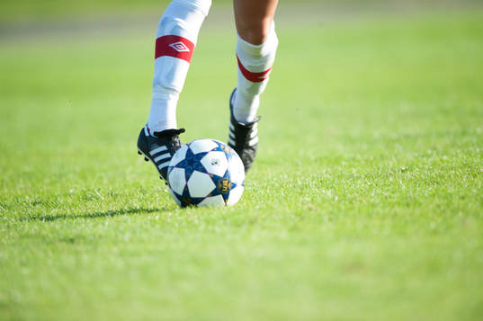 Fot, fötter, tillslag, dribbling, fotbollsskor,
