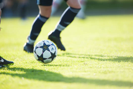 Fot, fötter, tillslag, dribbling, fotbollsskor,