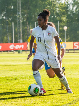 Kayla Mills, USA