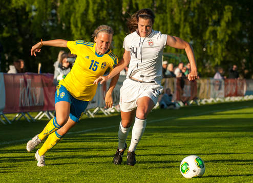 Amanda Persson, Sverige och Katie Naughton, USA