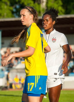 Jessica Thorin, Sverige, och Kayla Mills, USA