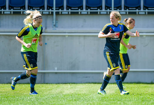 Lisa Dahlkvist och Marie Hammarström, Sverige