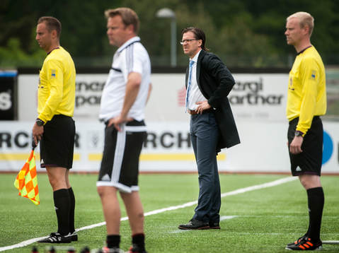 Rikard Norling, tränare Malmö FF. I förgrunden står
