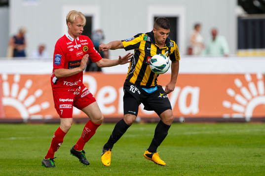 Johan Larsson, Elfsborg och Moestafa El Kabir, Häcken