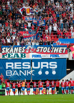 Helsingborgs spelare tackar publiken, jubel