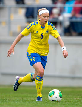 Sara Thunebro, Sverige